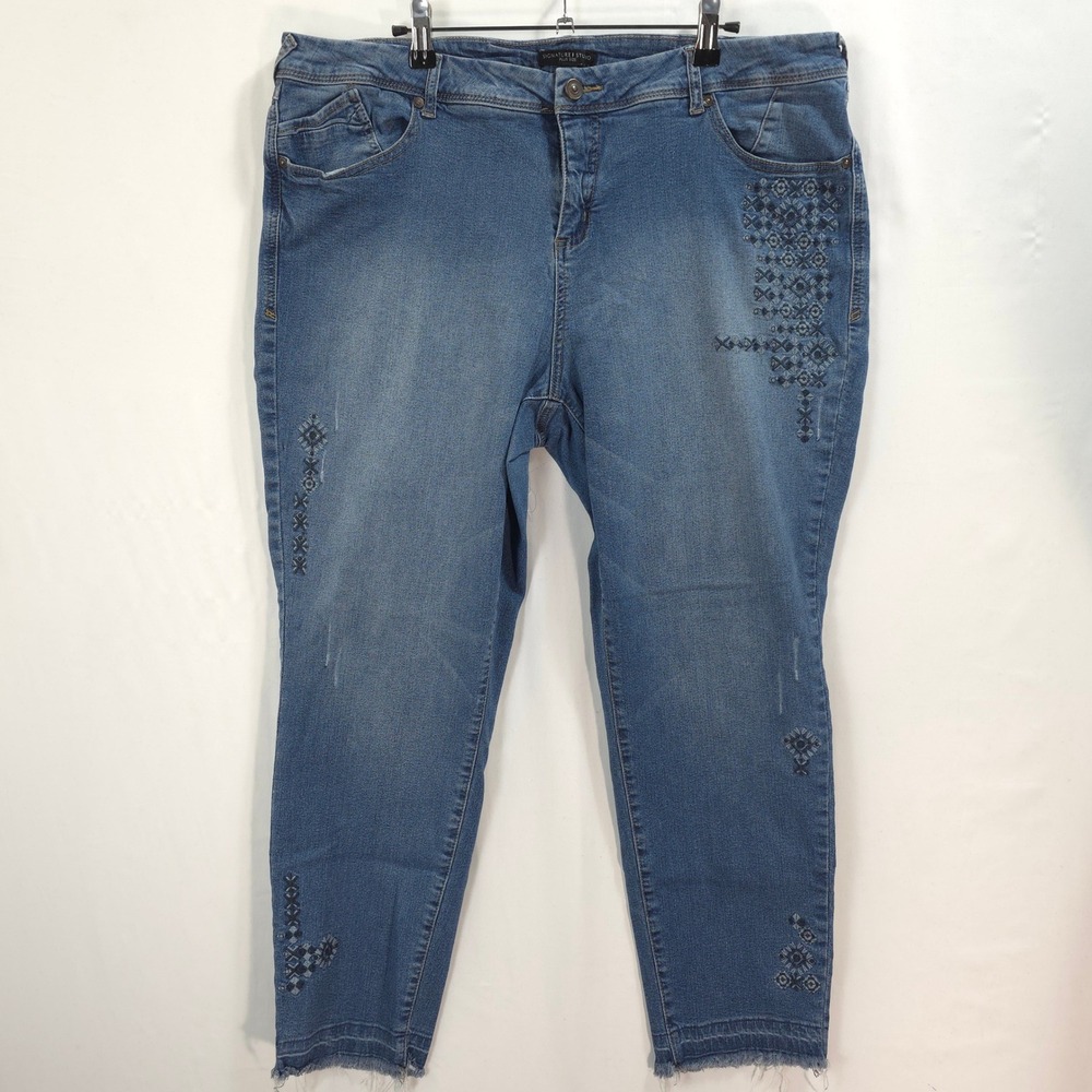 Embroidered Cropped Jeans Raw Hem Women 20W Blue Boho Southwest Festive Artsy